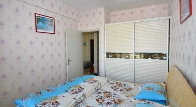 Lanzhou Longshang Apartment