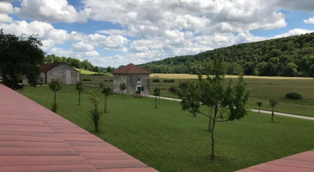 Коттедж c 1 комнатой Gite (4 pers) de la Vallée de l'Aujon