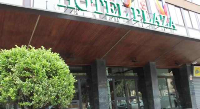 Bett im Wohnheim Hotel Plaza