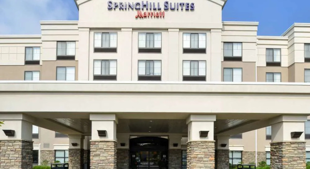 SpringHill Suites Pittsburgh Mills, Buchen Sie Hotel Hotels in Pennsylvania mit Frühstück, Frühstück