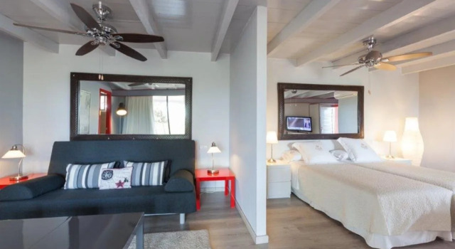 Hotel Rural Cas Pla, Book Hotel Hotels in Ibiza with a Pool, Swimming Pool
