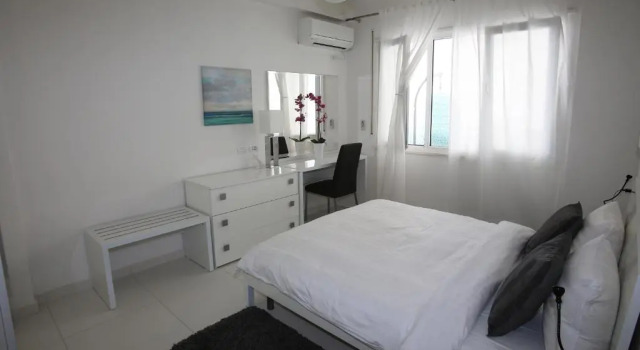 Апартаменты Deluxe White Residence Luxury Apartments