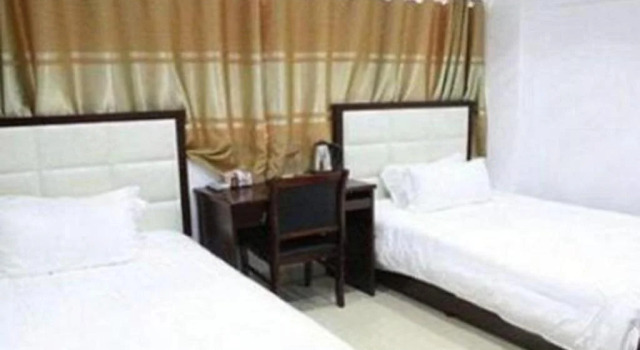 Taizhou Yipin Liyuan Hostel, Book Hostel Hotels in Taizhou with Parking, Parking