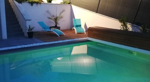Luxe et Sérénité, Varaa Hotelli Theizé 