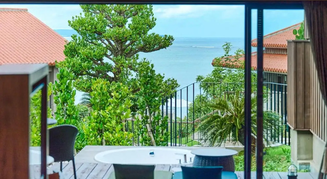 Двухместный номер Standard с балконом THE HIRAMATSU HOTELS & RESORTS GINOZA OKINAWA