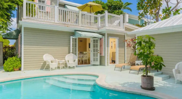 Вилла с 2 комнатами с балконом Key West Villas