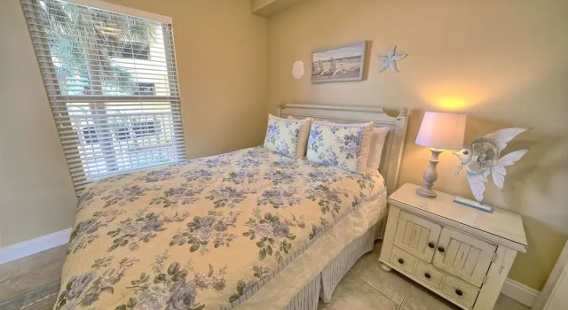Gulf Crest Condominium #0205 - 2 Br Condo, Varaa Huoneisto Hotellit Panhandle Florida uima-altaalla, Uima-allas