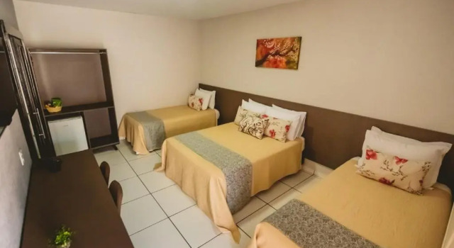 Четырёхместный номер Standard Hotel Dutra