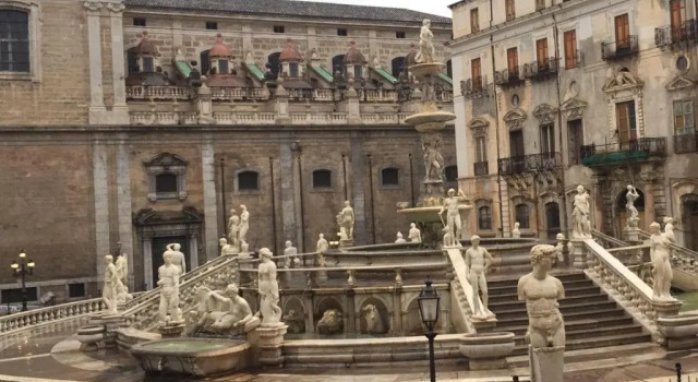 SUITE 188 - Via Roma, Забронировать Отель Отели Кастелламмаре-Вуччирия с парковкой, Парковка