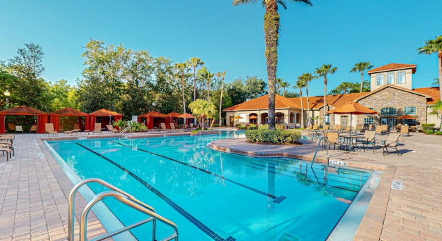 Resort Condo With Heated Pool, Gym, BBQ Area, Balcony, W/d, Children's Pool, AC