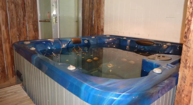 Le Moulin Picard, Book Hotel Hoteller i Rhône-Alps med pool, Swimmingpool