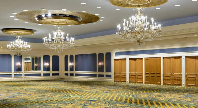 Hilton New Orleans Riverside