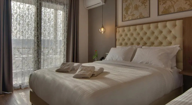 Трёхместный номер Deluxe с видом на озеро La Suite Boutique Hotel & Spa