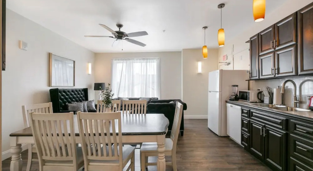 Апартаменты Standard Breathtaking Condos Near French Quarter