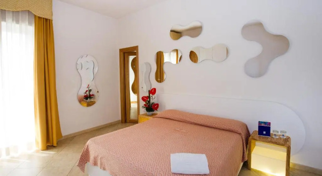 Трёхместный номер Standard Joli Park Hotel - Caroli Hotels