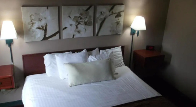 De Smet Super Deluxe Inn and Suites, Boek Hotel De Smet South Dakota