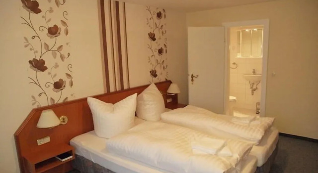 Hotel Engel Altenau, Забронировать Отель Альтенау Нижняя Саксония
