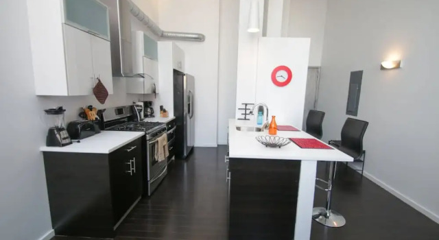 Четырёхместные апартаменты Luxury с 3 комнатами с видом на город Renaissance Properties - 728 Market Street