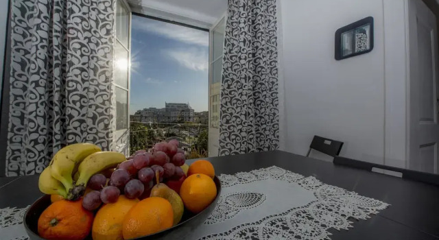 Downtown Lisbon Suites by Hosty, Забронировать Отель Отели Лиссабона с бассейном, рядом с Рештаурадориш, Бассейн
