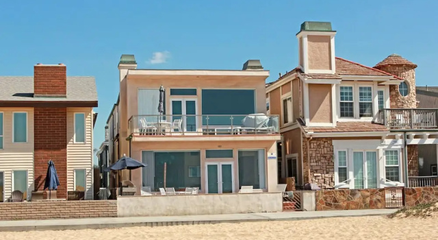 406 E Ocean Front B 68132 by RedAwning