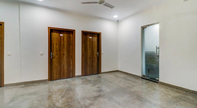 CAPITAL O40858 Grand Suites