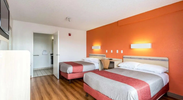 Четырёхместный номер Standard Motel 6 Albuquerque South - Airport