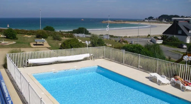 Студия Studio piscine et vue mer