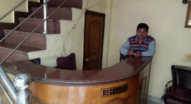 Dzire Inn, Rezervovat Hotel Mussoorie Uttarakhand