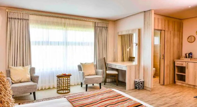 Двухместный номер Deluxe с балконом Kwantu Private Game Reserve