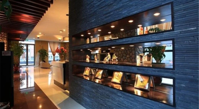Ji SH Xujiahui Yishan Rd. 3 Sterne, Varaa Hotelli Xuhui 