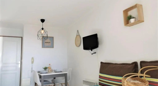 Appartement Cannes la Bocca, 1 pièce, 4 personnes - FR-1-609-5