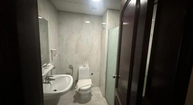 Трёхместный номер с красивым видом из окна Emaar Elite Al Madina Hotel