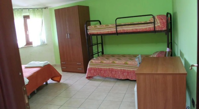 Номер Standard Yellow House