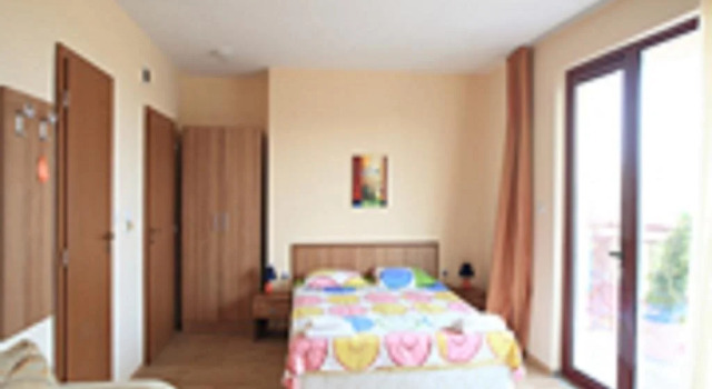 Family Hotel Astra, Забронировать Отель Отели Черноморца 3 звезды, 3*