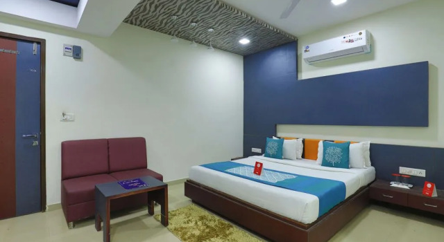 Hotel Meet Palace By OYO Rooms, Rezerwuj Hotel Hotele w Gujarat ze śniadaniem, Śniadanie
