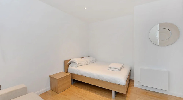 Студия Classic с балконом и с видом на город The Kensington Residencies