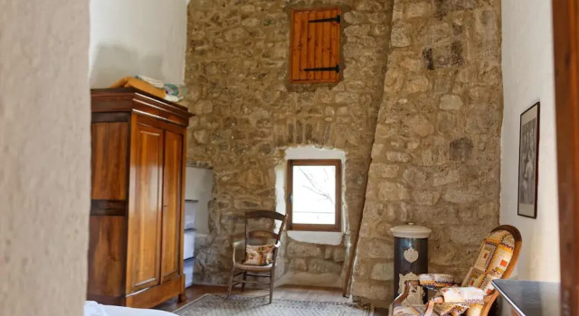 Charming Stone House, Забронировать Дом для отпуска Виллы Овернь-Рона-Альпы, Вилла
