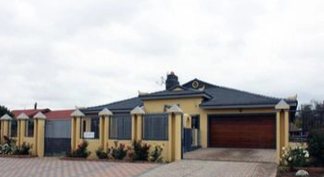 Meringue Lodge