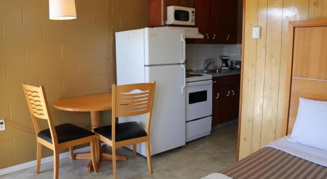 Люкс Plaza Motel