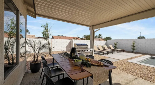 Коттедж Montego by Avantstay Private Yard w/ Pool & Hot Tub