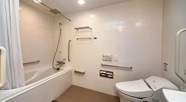 Двухместный номер Accessible APA Hotel Nambaminami Daikokucho Ekimae