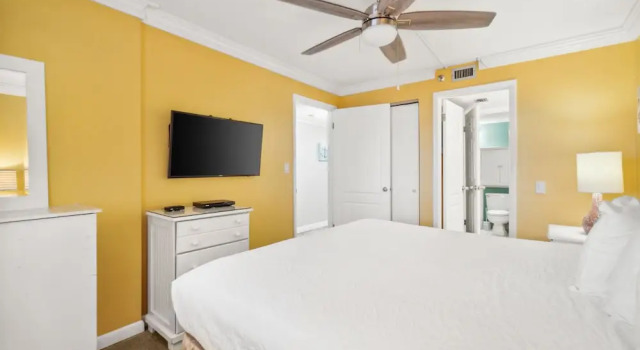 Номер Standard c 1 комнатой с балконом и с видом на океан Sundestin Beach Resort