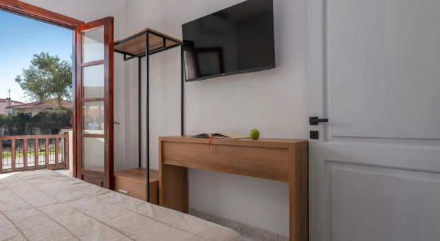 Люкс с 2 комнатами Eleon Suites & Apartments