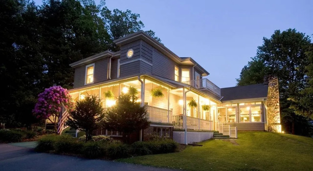 Andon-Reid Inn Bed & Breakfast, Забронировать Отель «постель и завтрак» Уэйнсвилл Аппалачи