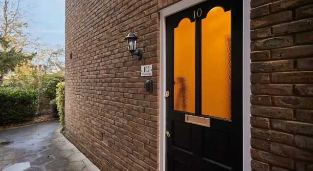 Host Stay Thamesview