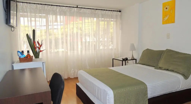 Номер Standard Hotel Portal de Milán
