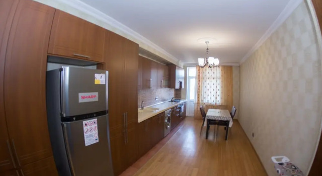 Апартаменты Bakuvi Tourist Apartment B092