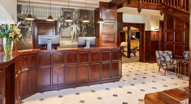 Hotel Cromwell Stevenage, Забронировать Отель Отели Англии 3 звезды, 3*