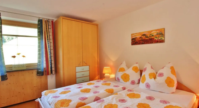 Quaint Apartment in Hopfgarten in Brixental near River, Забронировать Апартаменты/квартира Апартаменты Тироля, Апартаменты/квартира