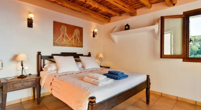 Вилла с 4 комнатами Villa Sa Punta